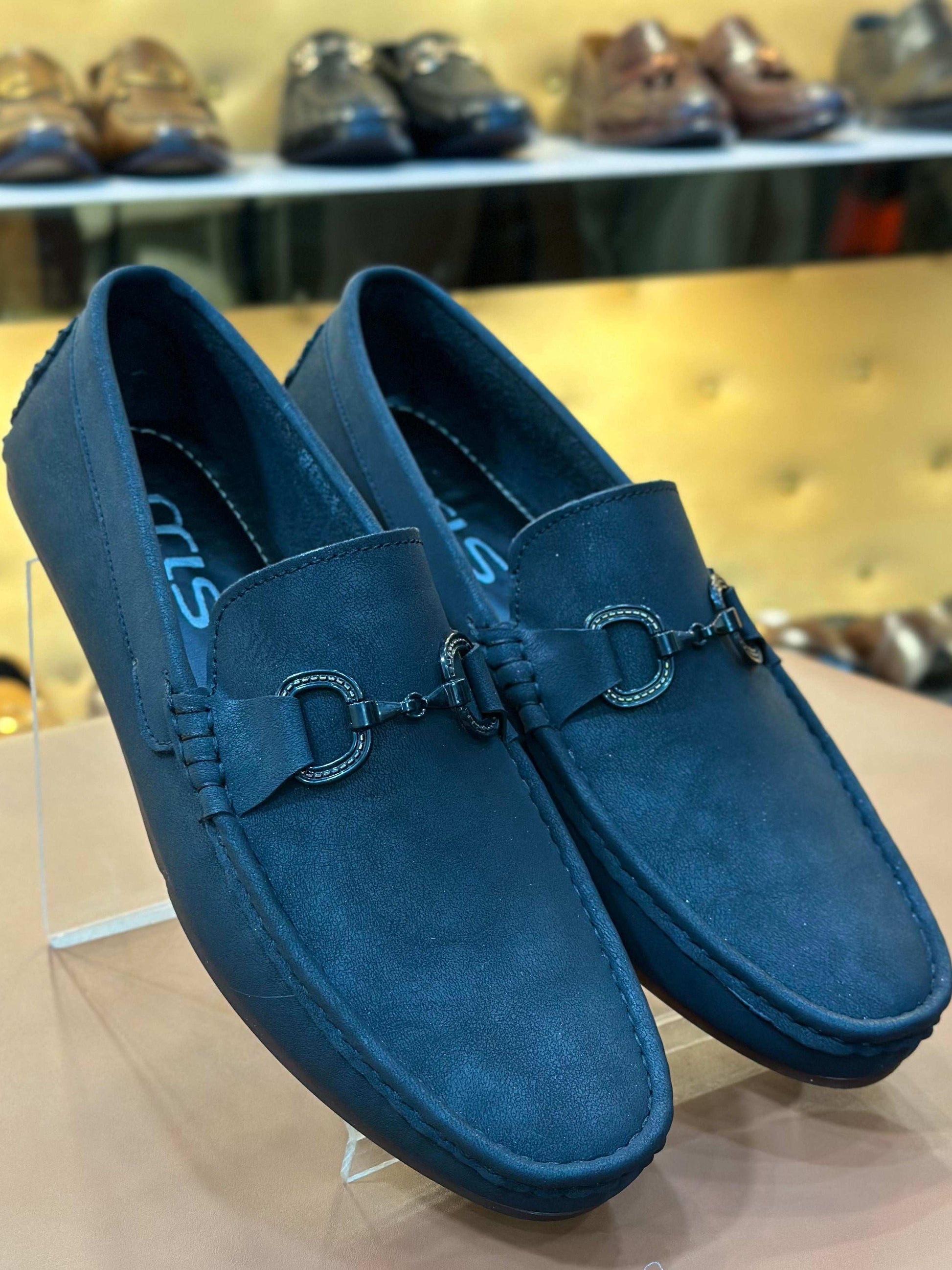 BLACK OO LOAFERS