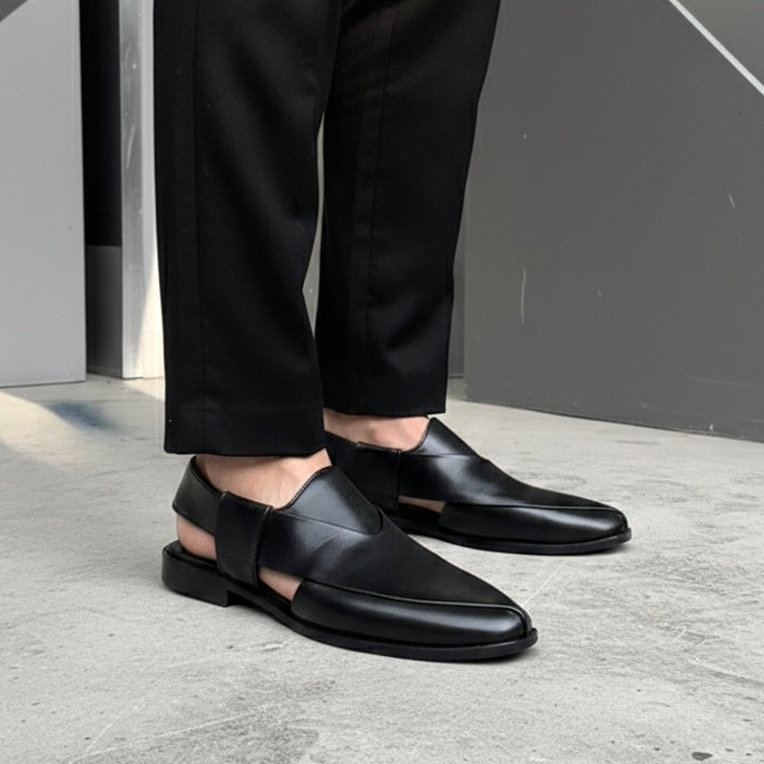 https://mlsstore.pk/collections/peshawari-chappals/products/black-plain-chapal