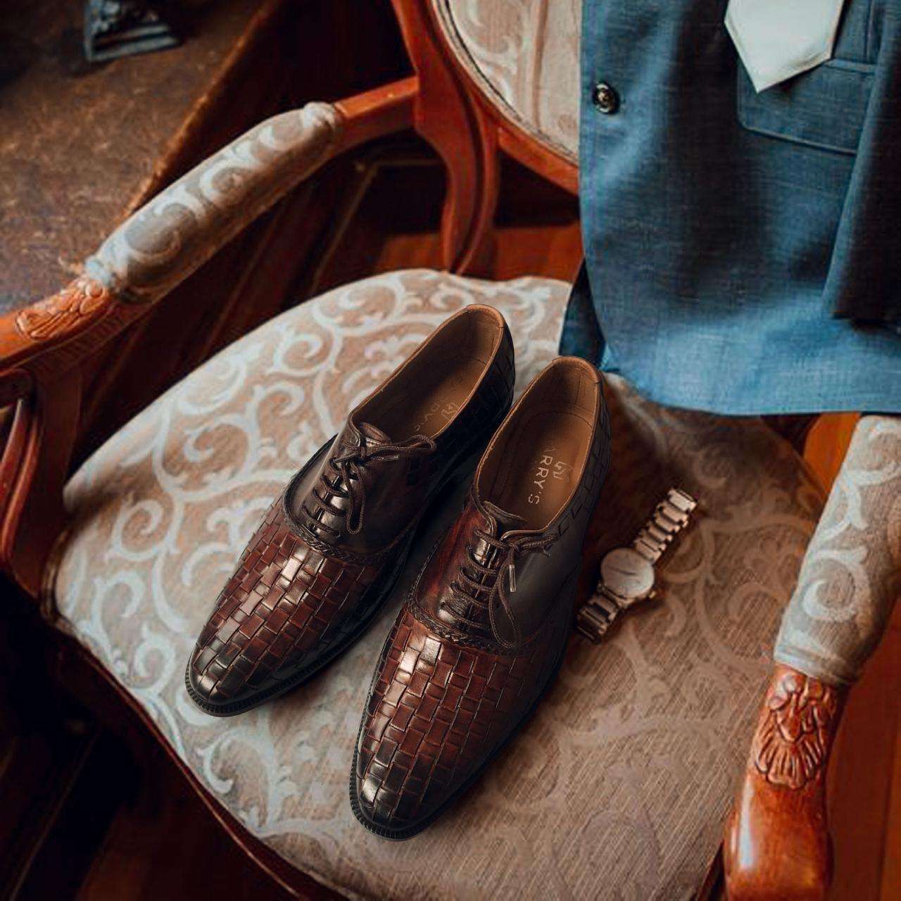 TEXTURED LACED FORMALS