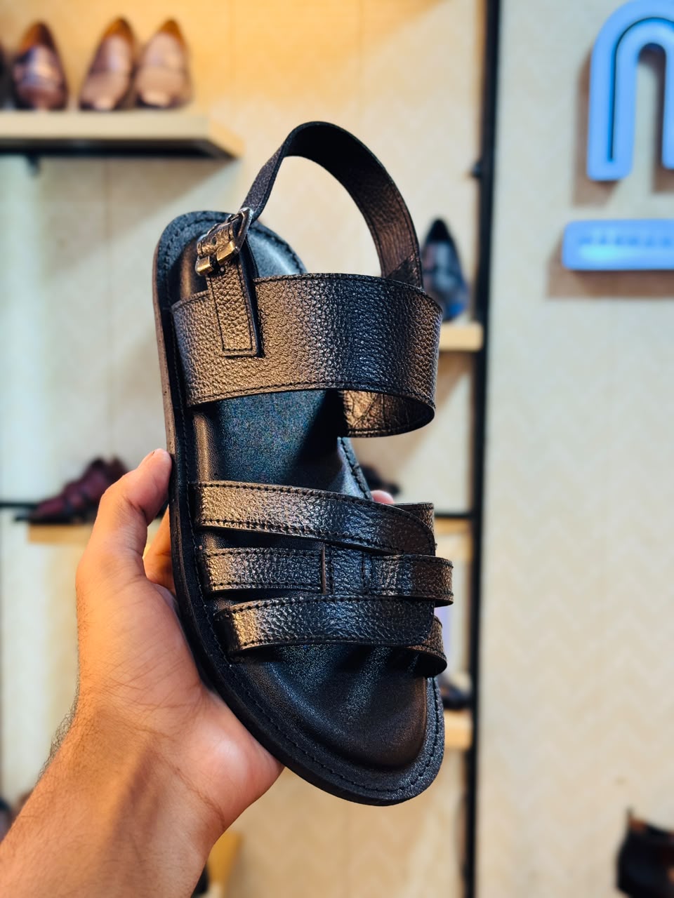 Mls 604 BLK