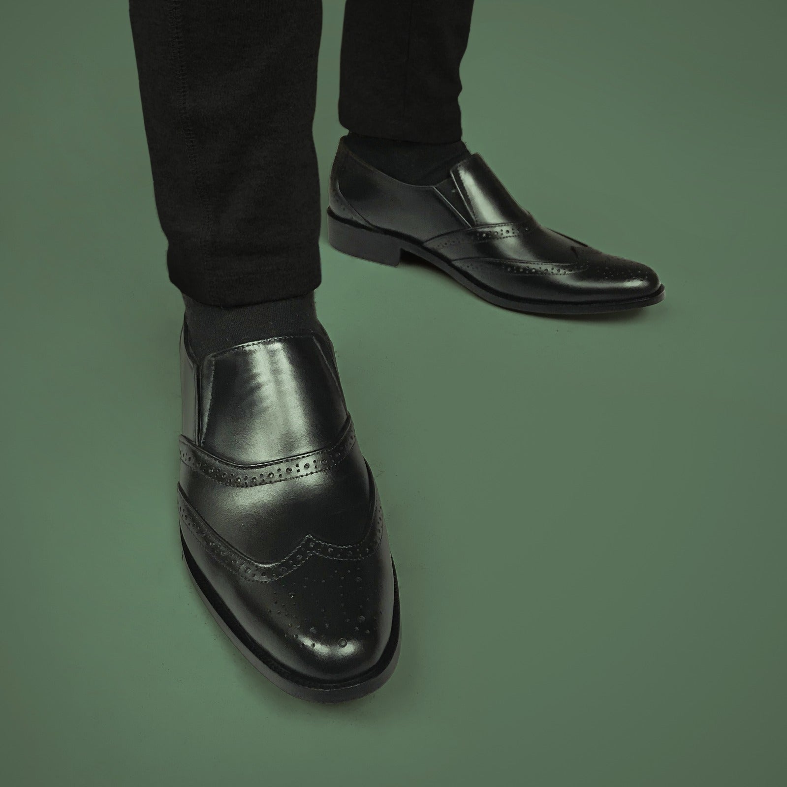 BROK  SLIP-ONS BLACK 9988